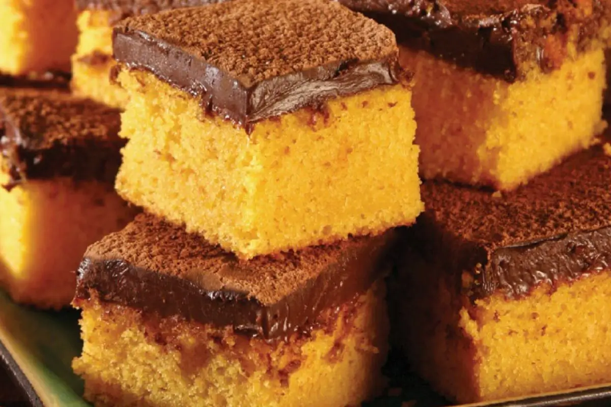 6 Razões para se Apaixonar pelo Bolo de Cenoura Trufado