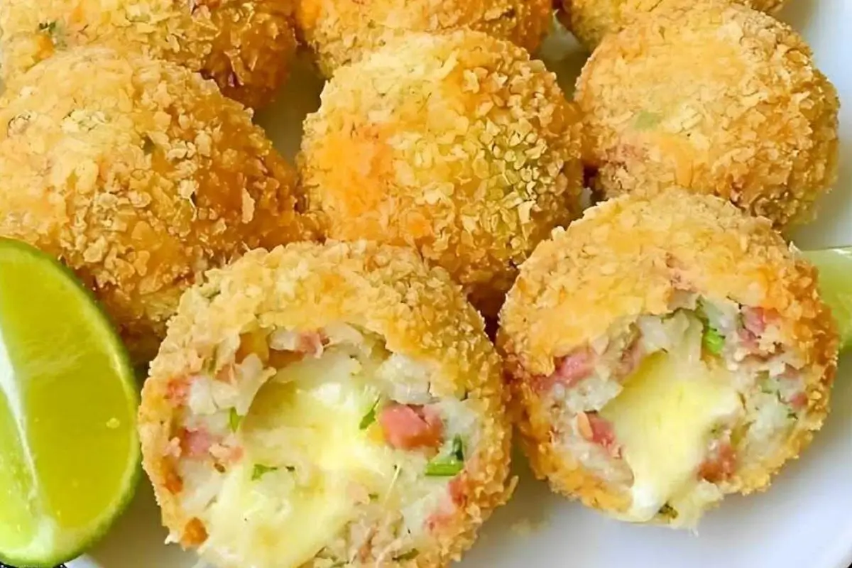 Esse bolinho de arroz empanado é tão crocante e saboroso que acabou em 5 minutos.