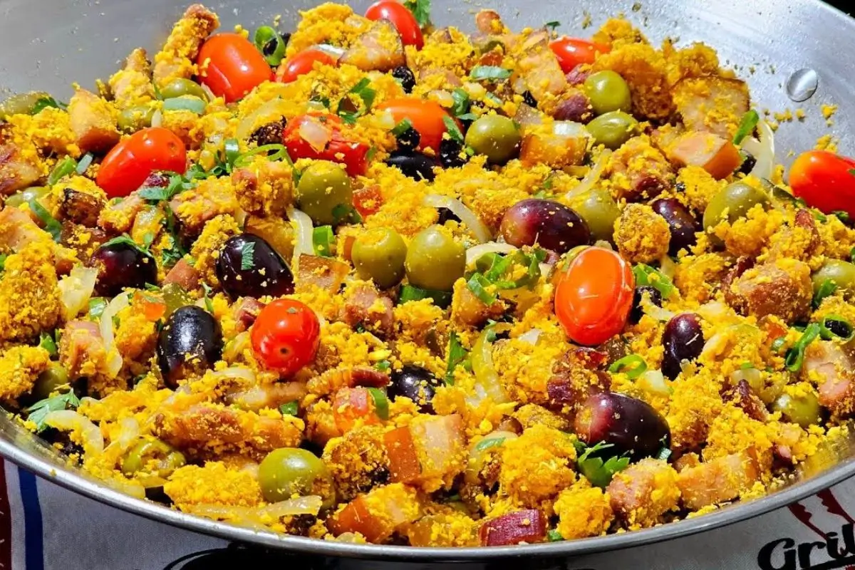 Farofa com bacon de natal | Simples e tradicional