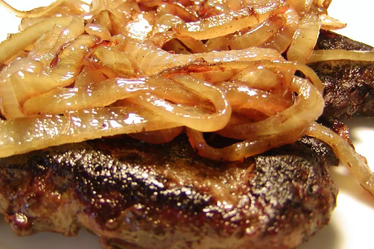 Fígado Acebolado Simples, Bem Feito e no Ponto Certo