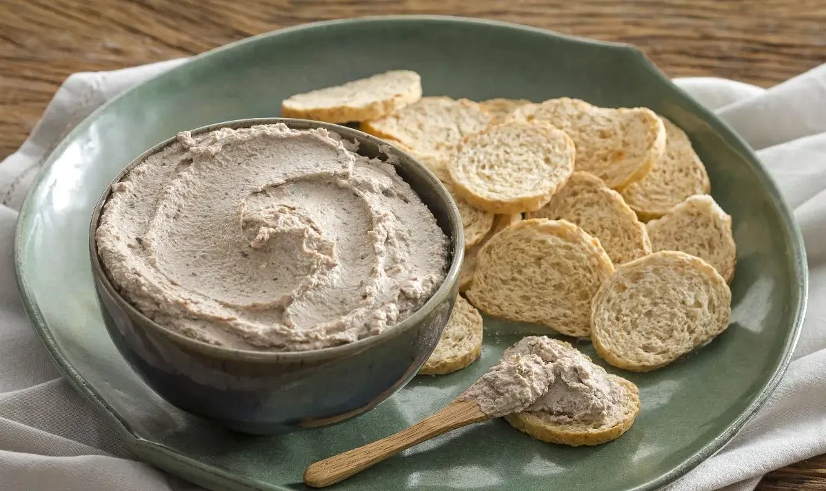 Patê de queijo e azeitona a maravilha cremosa que vai conquistar todo mundo