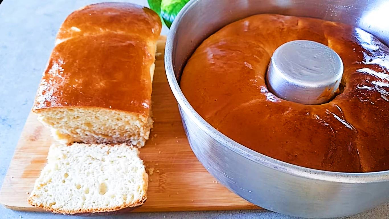 Pão de Liquidificador: fofinho, rápido e delicioso