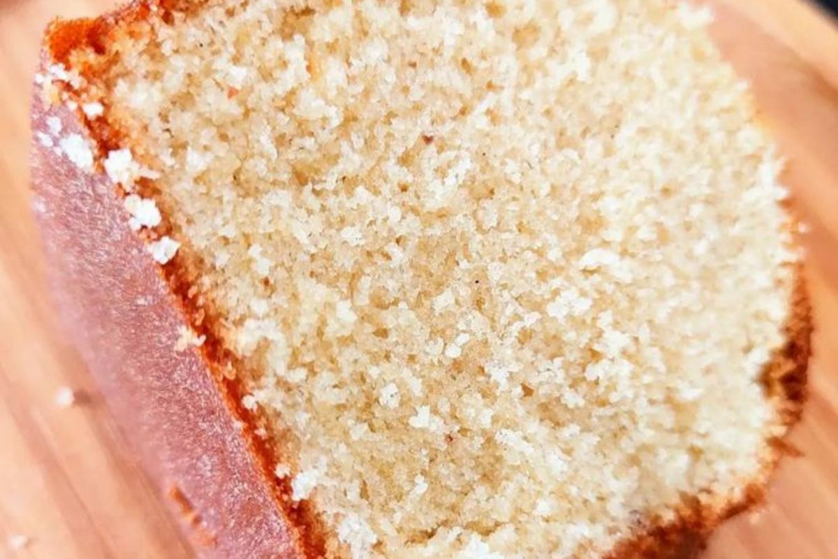 Bolo de Maizena Simples, Leve, Fofinho e que Derrete na Boca