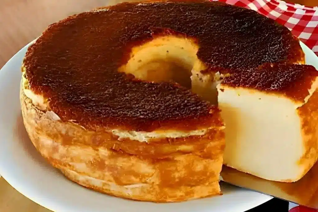 Bolo de Leite cremoso: fica Molhadinho e Derrete na Boca